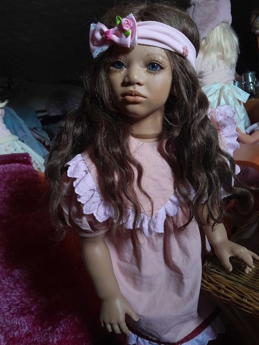 Boneca de colecção Lona