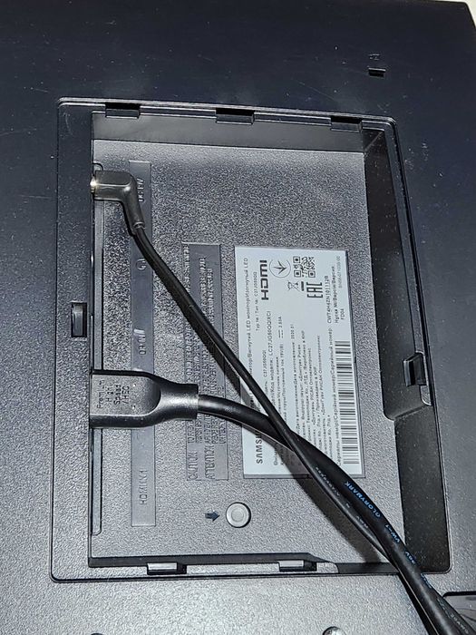 Монітор 27" Samsung вигнутий Curved LC27JG50QQI 144 Гц