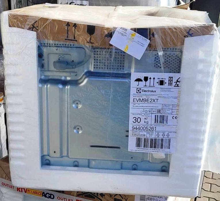 Kuchenka mikrofalowa Electrolux EVM9E2XT Grill Zdalne sterowanie
