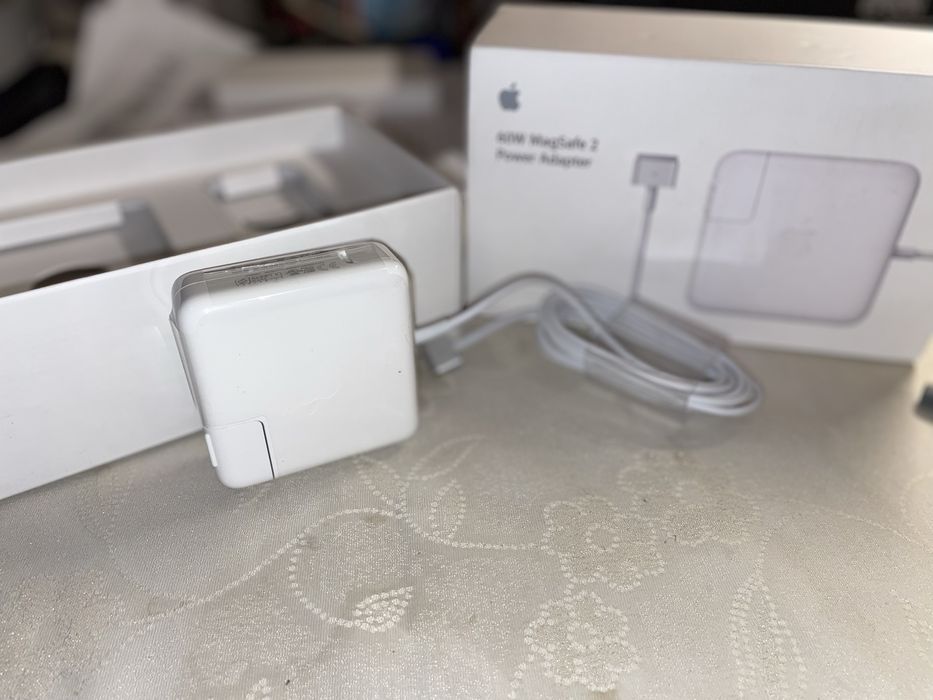 Apple MagSafe 2 60Вт для MacBook Pro 13" Retina MD565Z/A