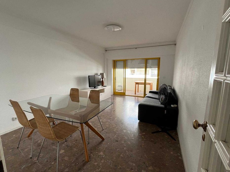 T2 mobilado junto á Praia de Vilamoura | 120 m² | Ar condionado, varandas