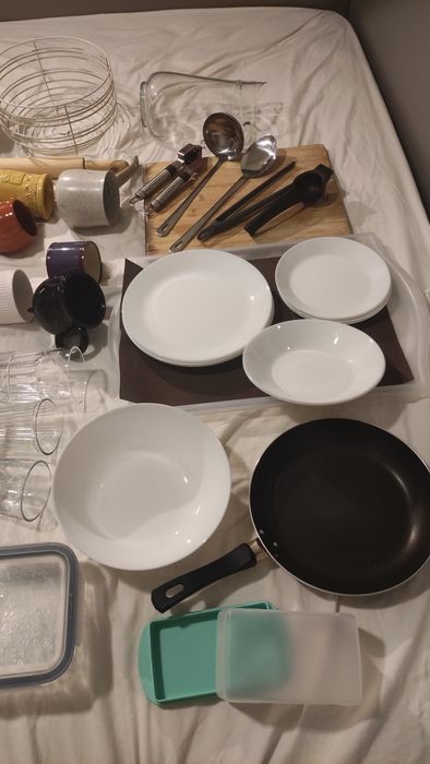 Kitchen stuff / kitchen utensils515388474917529601
