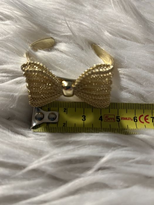 Bransoletka z kokardą