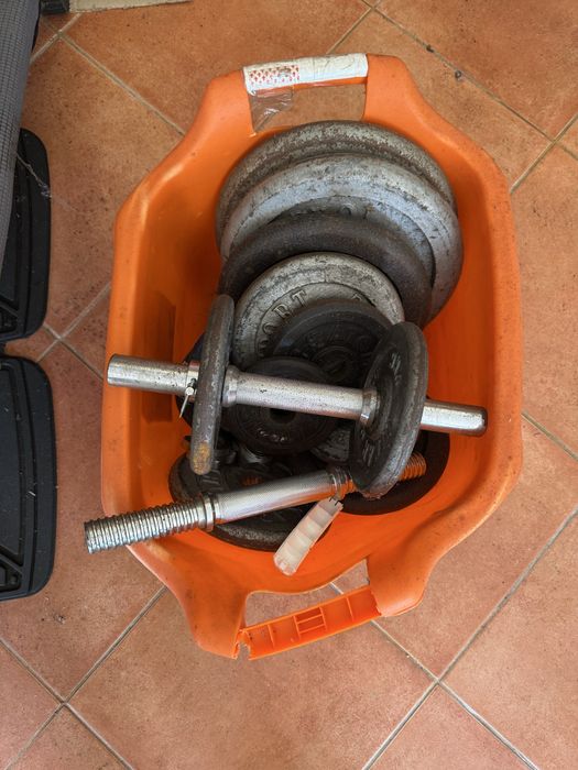 Maquina musculação + bicicleta + pesos!