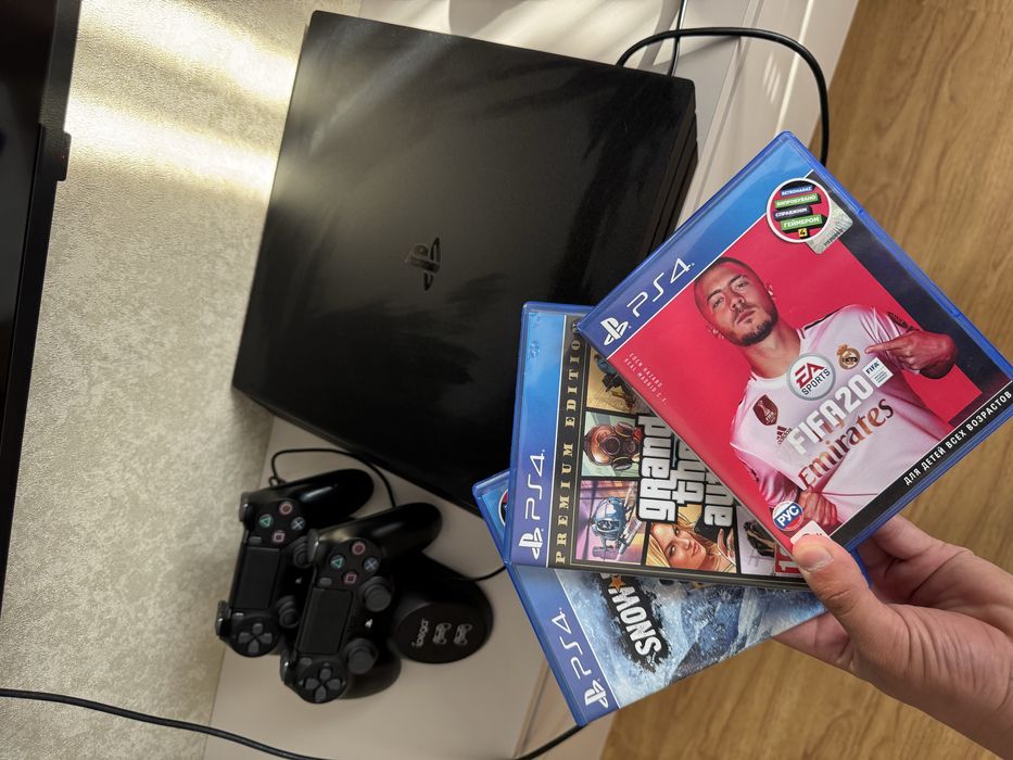 PlayStation 4 Pro 1TB