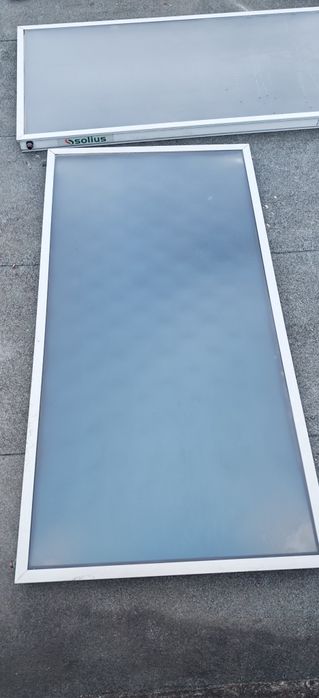 Dois painéis Solius