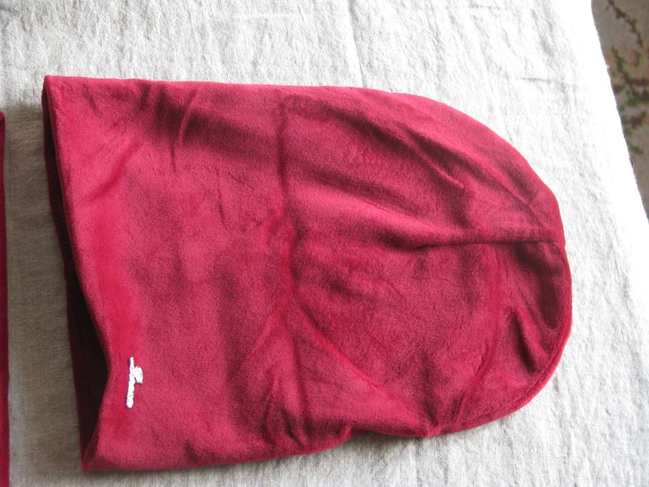 Ciepły welurowy  bordowy komplet czapka i komin