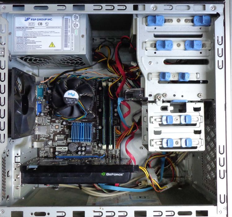 Системник 4-е ядра Xeon E5450/Asus P5G41T-M /8 Гб DDR3/ GTS 450/500 Gb