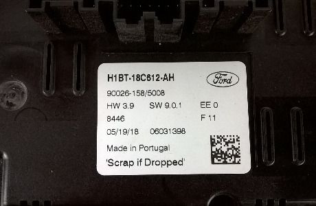 Botão Sofagem / Climatronic - H1BT-18C612-AH - INFINITI QX30