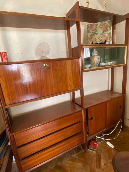 Móveis antigos sala quarto espelho mesa