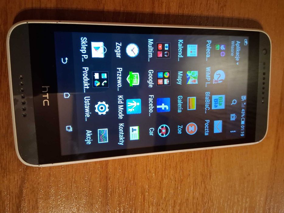 Telefon HTC Desire 620