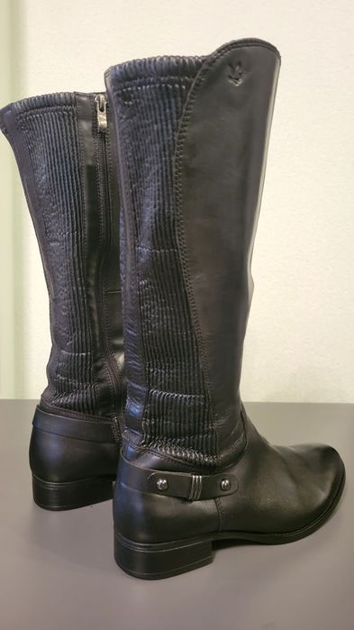 Чоботи жіночі шкіряні
