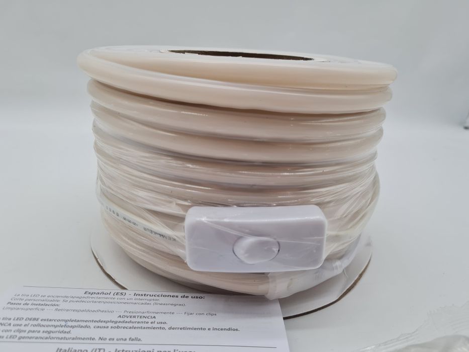 Taśma LED 30m zimna Biel 230V elastyczna włącznik