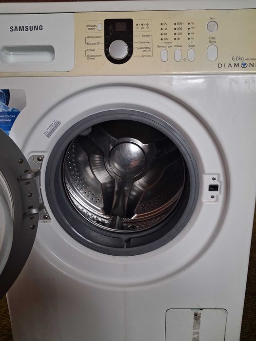 пральна машина самсунг WF8590