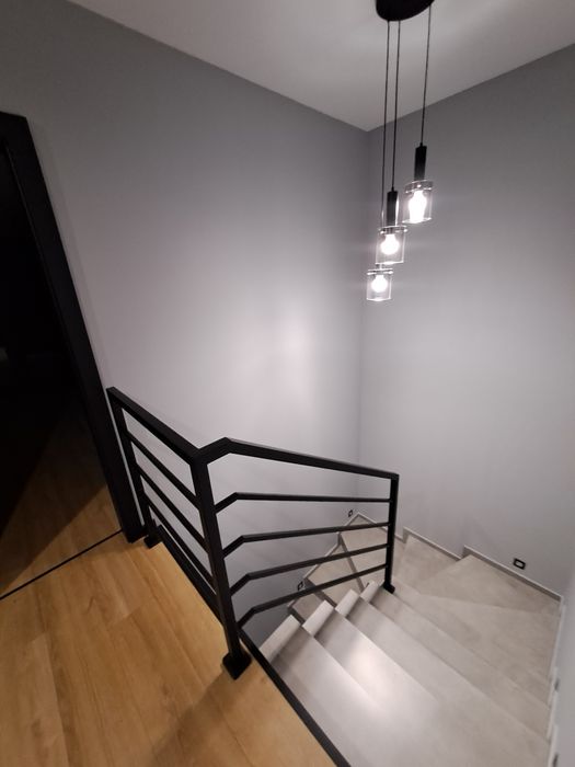 Balustrady wewnętrzne lakierowane proszkowo