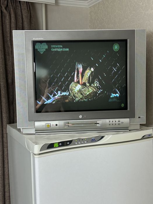 Продам телевизор LG  FLATRON  CT-21Q92KEX