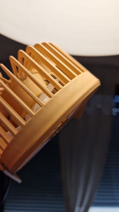 Ventoinha de mesa / secretaria  rosa