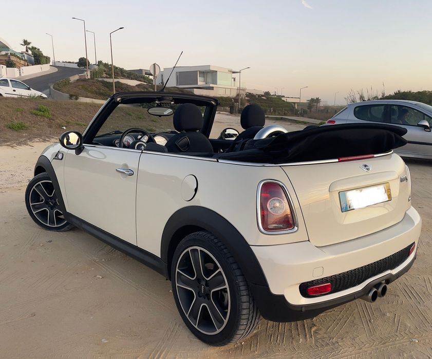 Mini Cooper S Cabrio - Automático Baixa Quilometragem - Sempre Garagem