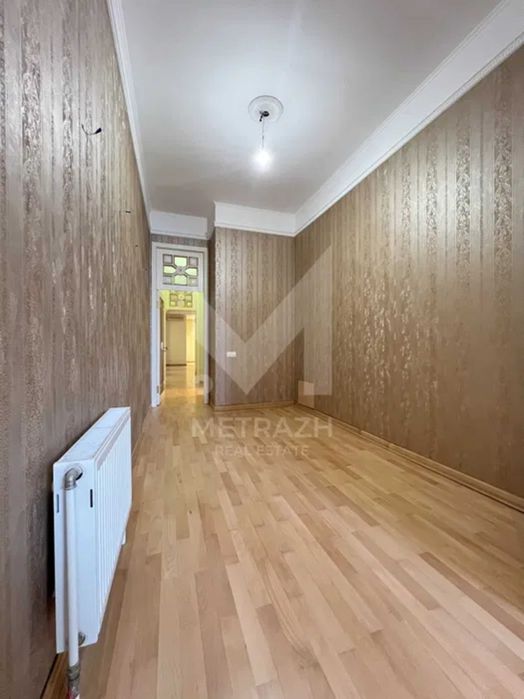 Продам 5 к. квартиру 206 м2 Деревянко Павлово Поле метро 23 Августа