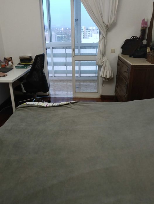 Quarto em Faro , próximo ao hospital