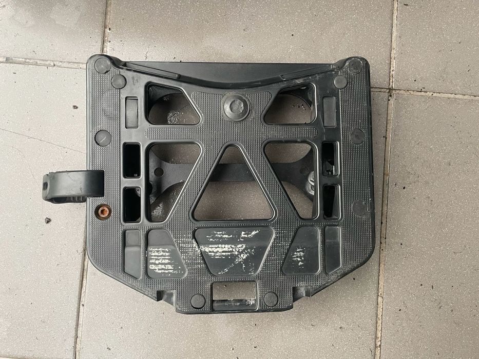 Top case original Honda mais base