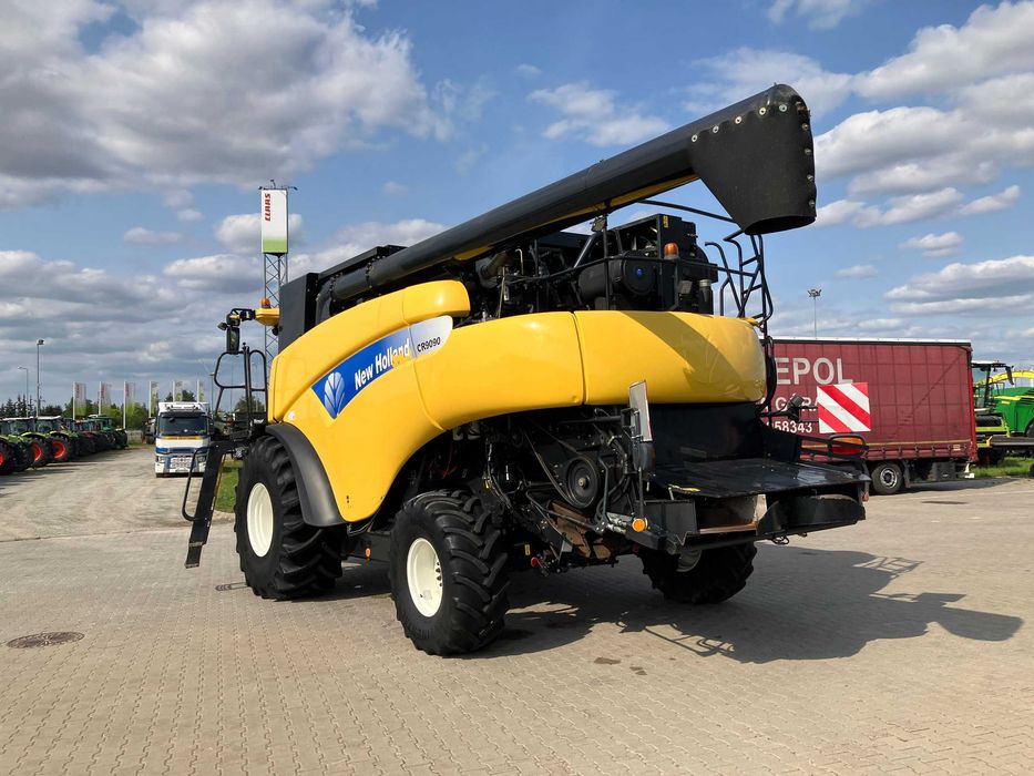 Зернозбиральний комбайн New Holland CR9090 2009 рік,3429/2391 мото/год