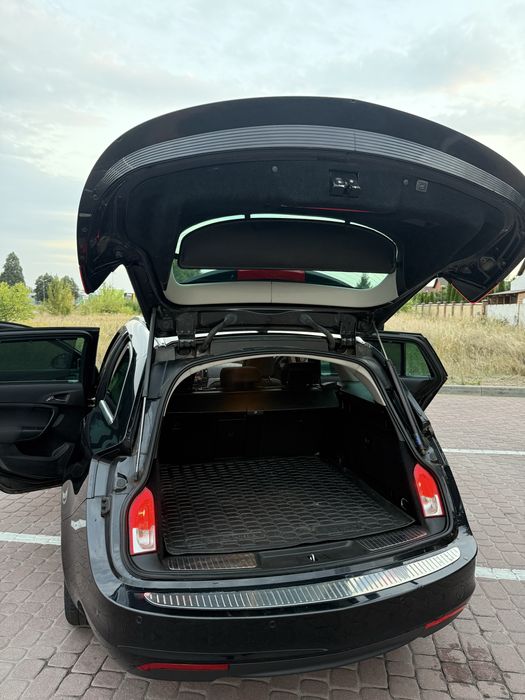 Opel insignia sport tourer Рестайлинг
