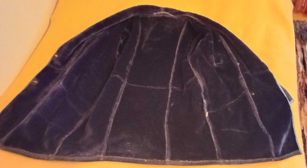 Kożuszek marki C&A z naturalnej skóry zamszowej (ircha)OBNIŻKA CENY