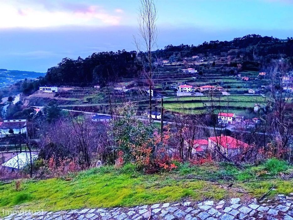 Terreno Rústico / Baião, Baião (Santa Leocádia) e Mesquinhata — Baião (Santa Leocádia) E Mesquinhata, Porto