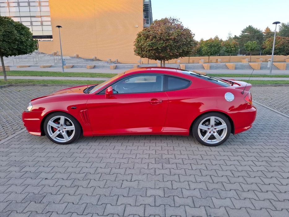 Hyundai Coupe