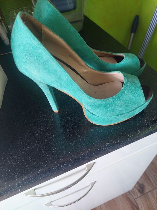 Buty na stabilnym obcasie