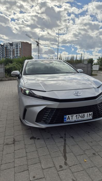 Toyota Camry 2024 р Hibrid