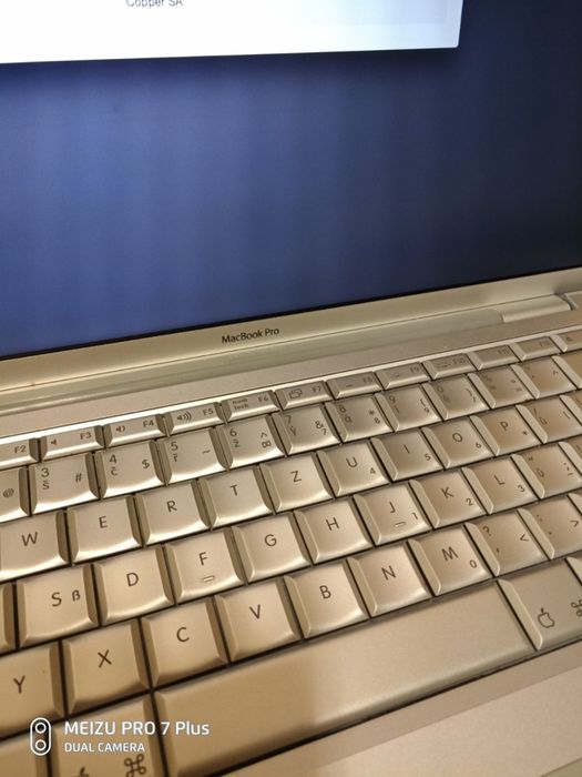 Ноутбук Аррle MacBook Pro
