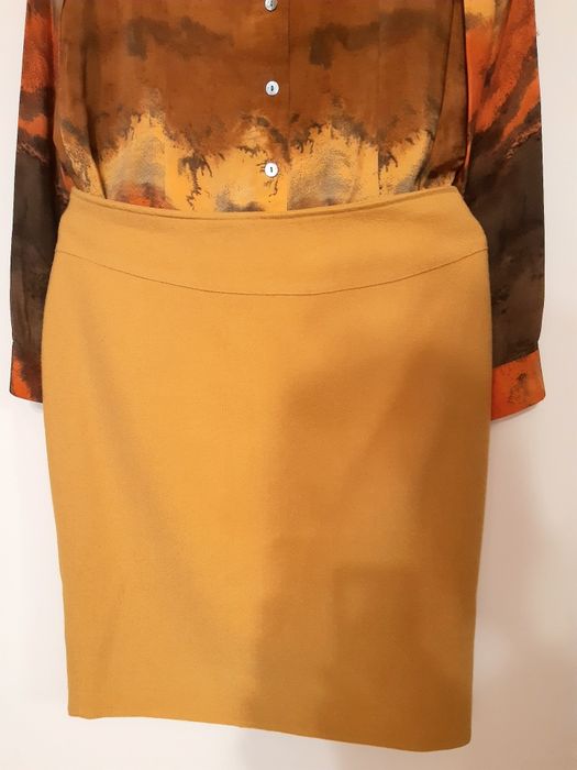 Musztardow miodowa spódnica 40 jesienna