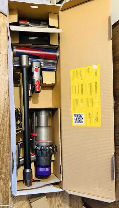 Dyson V11 Total Clean – w pełni sprawny (do wymiany bateria)