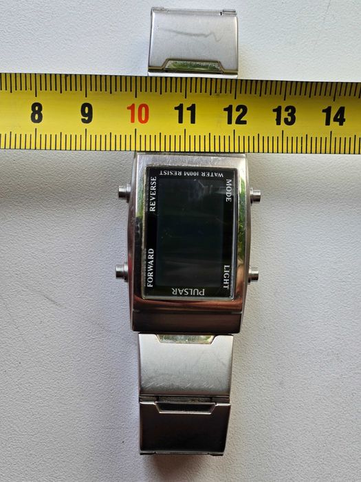 Часы Pulsar WIRED