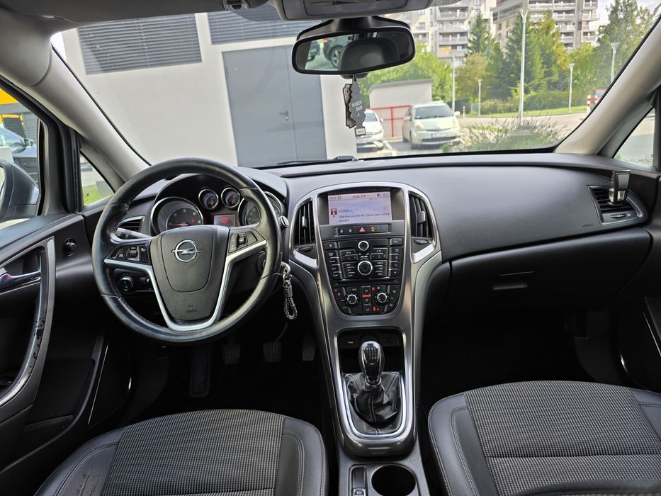 Opel Astra J 1.7 CDTI Cosmo - OPC Line - Xenon - Navi - Zadbana