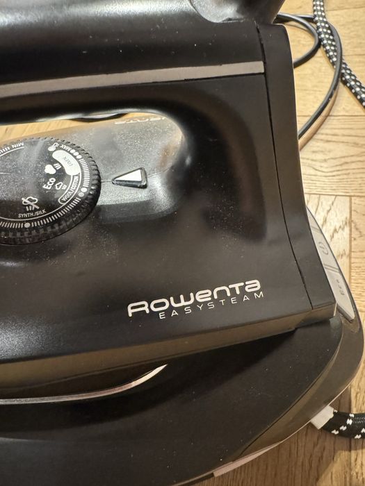 Rowenta Easysteam VR7141 żelazko
