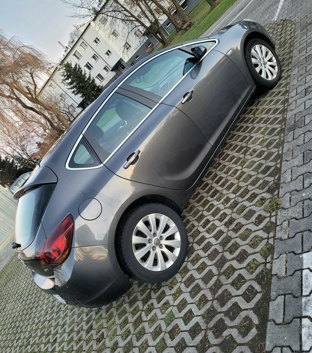 Opel Astra J 2.0