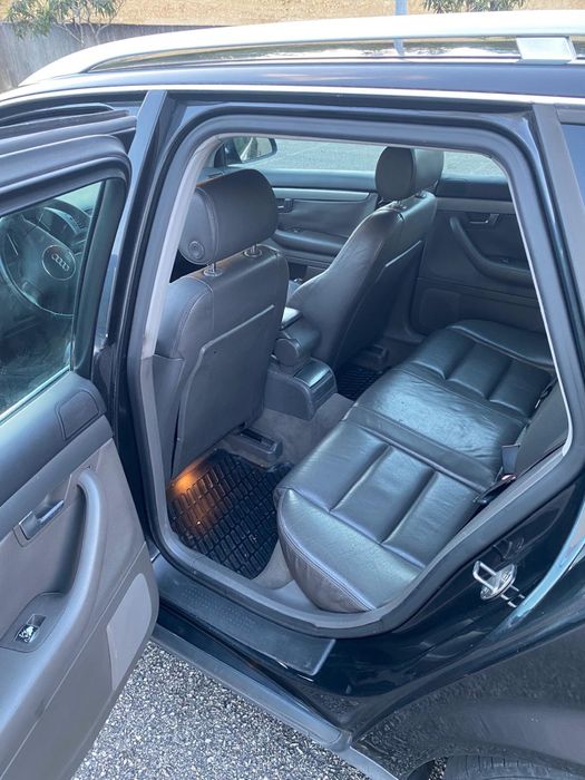 Audi A4  2.5 TDI Quatro