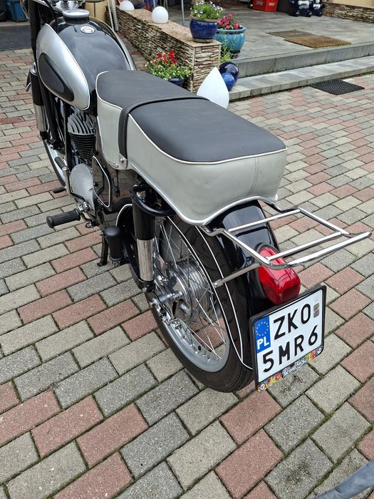 Shl 175 z 63r odnowiona jak  z fabryki.800km