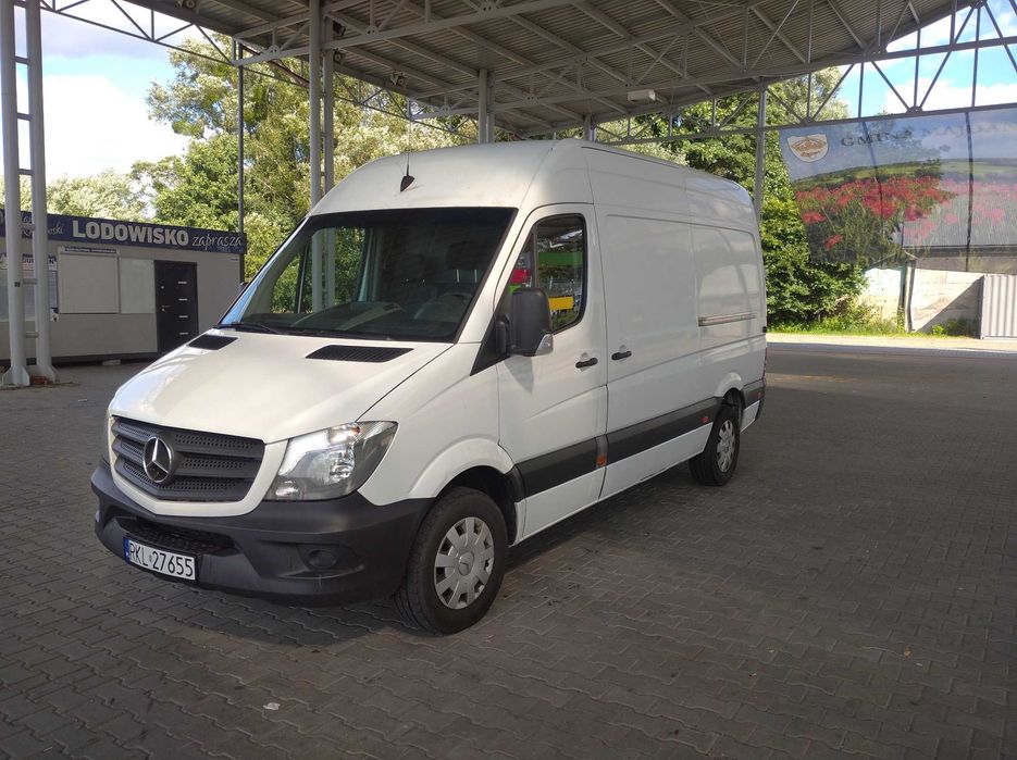 WYNAJEM Busa 3 os. Blaszak 3.3m Mercedes Sprinter 906 2.2 Średni
