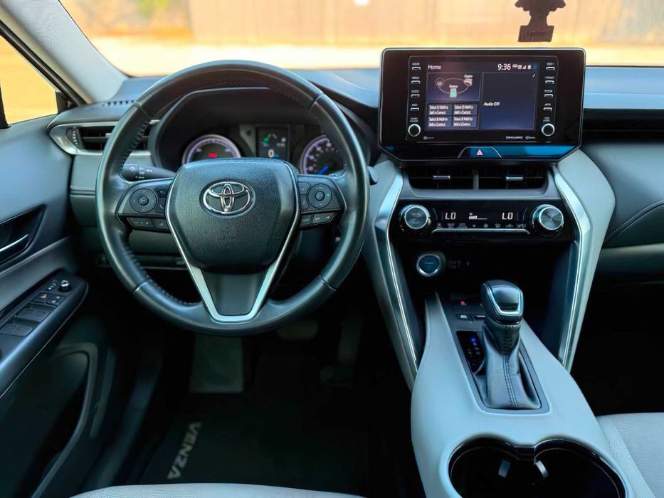 Toyota Venza      2021