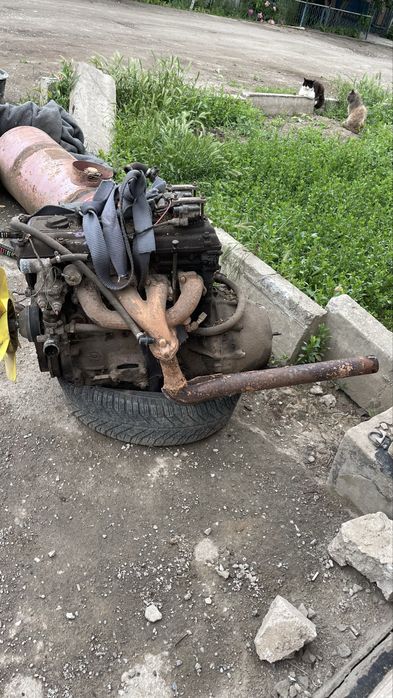 Двигун з навісним 16 клапаний ЗМЗ  406 Газель