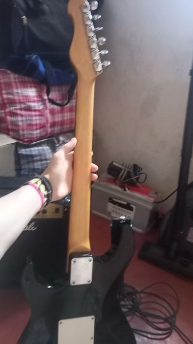 Електрогітара yamaha eg112 та комбік marshall