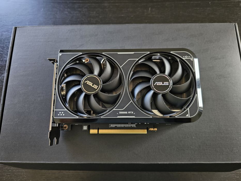 ASUS Dual GeForce RTX 4060 OC V2 8GB GDDR6 – Como Nova com Fatura e Garantia