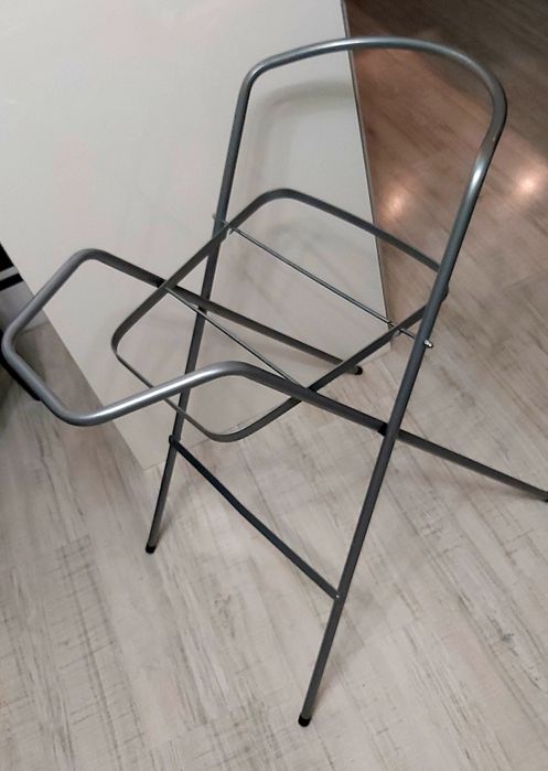 Stojak pod wanienkę