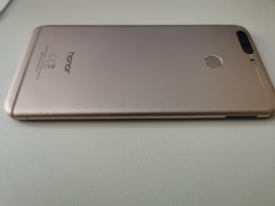 Smartfon Honor 8 pro