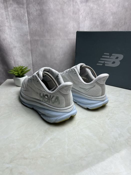 Кросівки Hoka Clifton 9 Розмір 41 Original Взуття