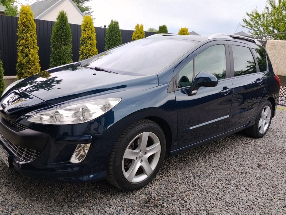 Peugeot  308 sw spot.